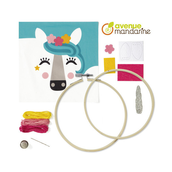 Canevas - Enfant - Point de croix - Licorne - 18x18cm - Avec tambourin