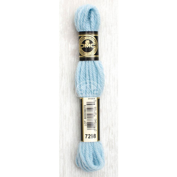 photo-Fil de laine - DMC - Laine Colbert - 100% laine - Bleu myosotis - 7298 - Canevas