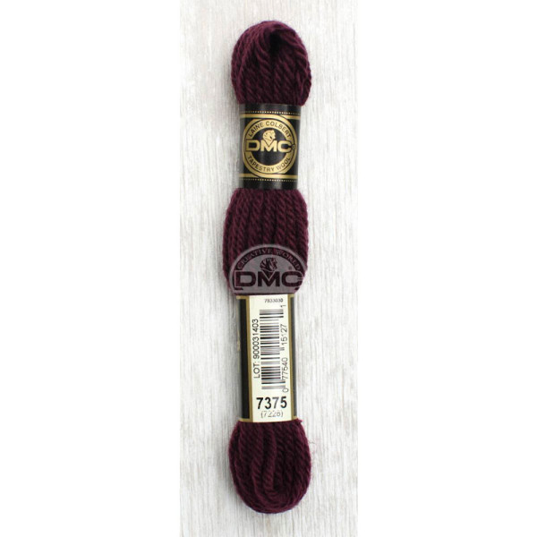 photo-Fil de laine - DMC - Laine Colbert - 100% laine - Prune - 7375 - Canevas