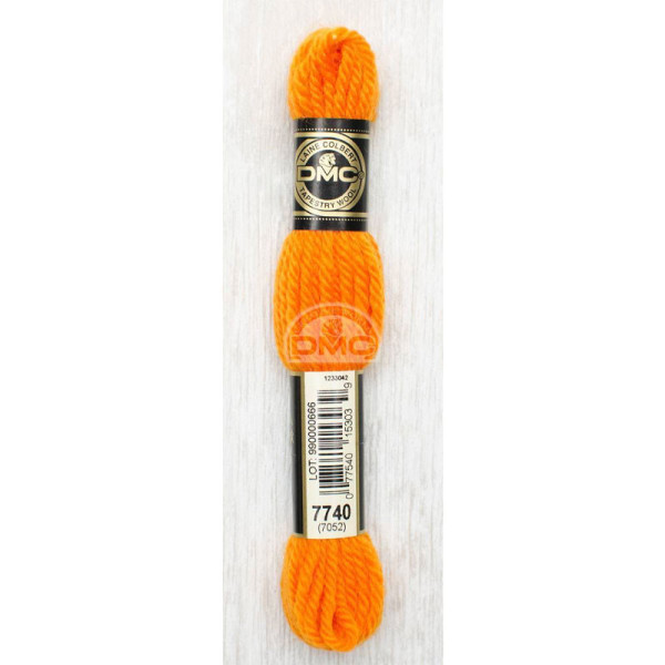 photo-Fil de laine - DMC - Laine Colbert - 100% laine - Mandarine - 7740 - Canevas