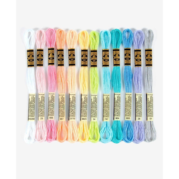 Fils de laine - 12 échevettes - Fil mouliné - DMC - Coloris pastels - Broderie - Point de croix