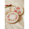 Kit point de croix - Broderie - DMC - Fragrance de rose - Tambour, fils, aiguilles