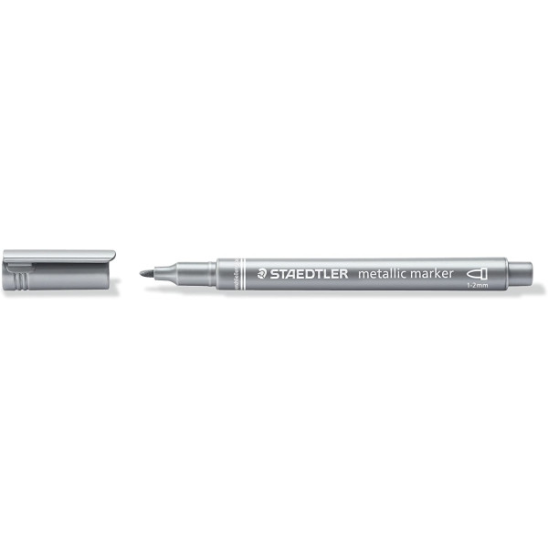 Lot de 5 feutres Staedtler Pigment Liner et Metallic Marker assortiment couleurs et pointes