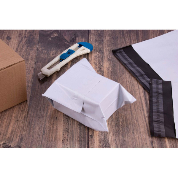 50 sachets adhésifs opaques 200x250mm - Apli 19075