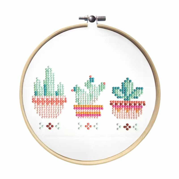 photo - Kit de diamond painting - Enfant - Cactus - Tambour à broder + toile + strass