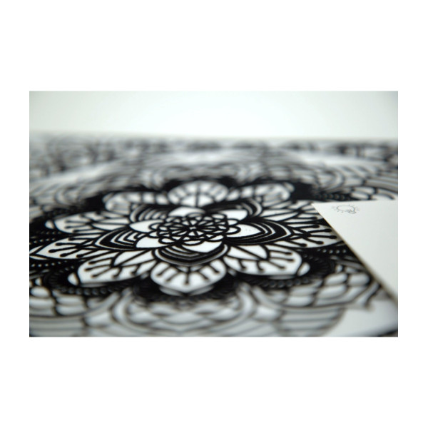 Coloriage - Mandala floral - Tableau à colorier - Avec contours velours noir - Dès 3 ans