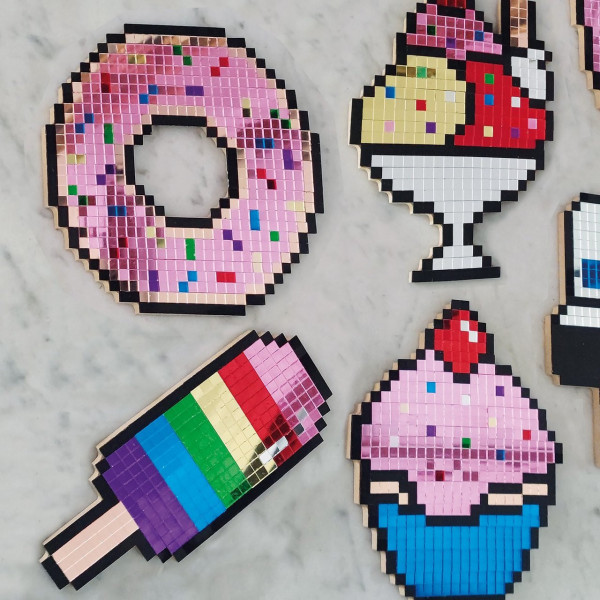 Kit créatif - 4 objets à décorer - Donut, glace, cupcake - Bois - Mirror Pixel Art - Sweets - Aladine