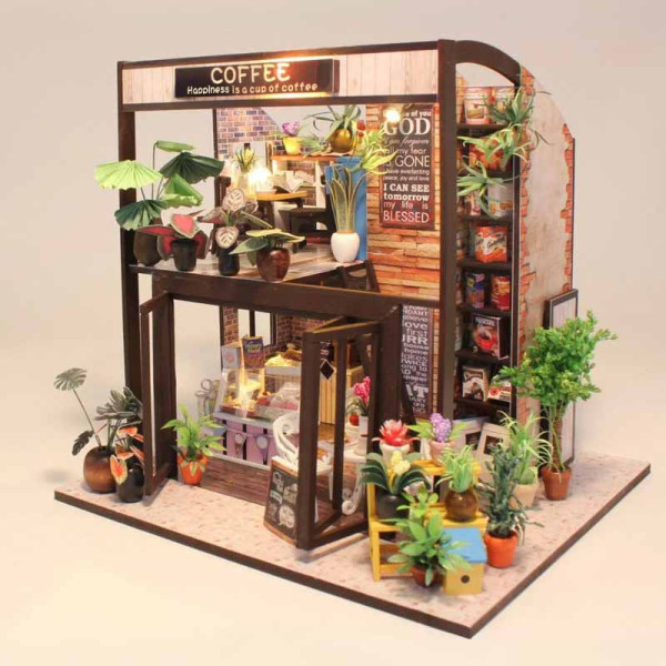photo-Maquette à construire - Maison miniature - Coffee shop - 18x20x19,7cm - 232 pièces