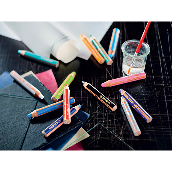Etui carton de 10 crayons de couleur STABILO woody 3 in 1 ARTY + 1 taille-crayon