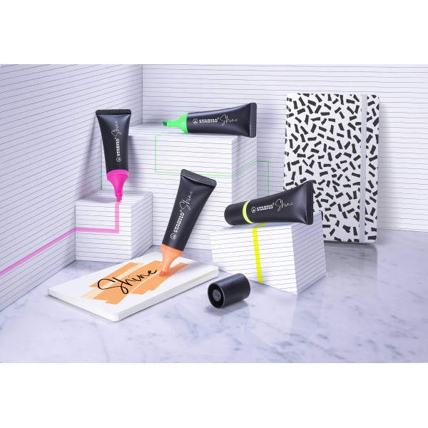 Etui carton de 4 surligneurs STABILO Shine - assortiment fluo