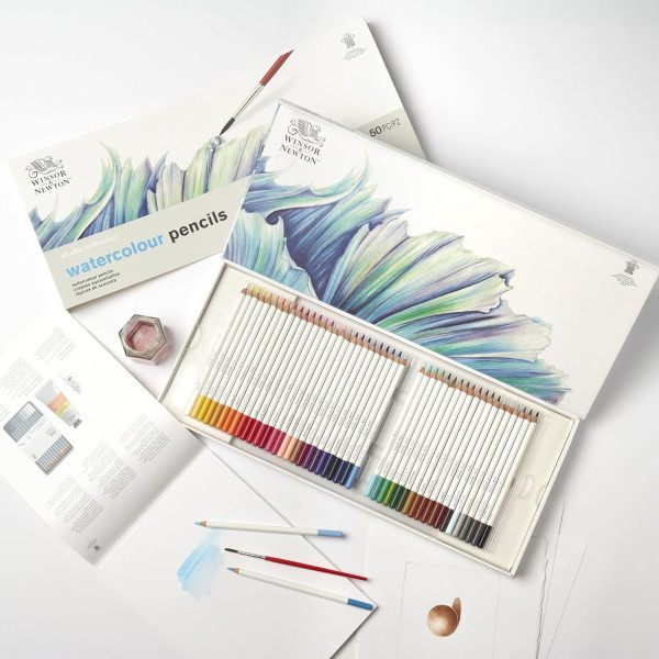Coffret - Crayons de couleur - Aquarelle - Beaux-arts - Winsor et Newton - Collection - 50 pièces
